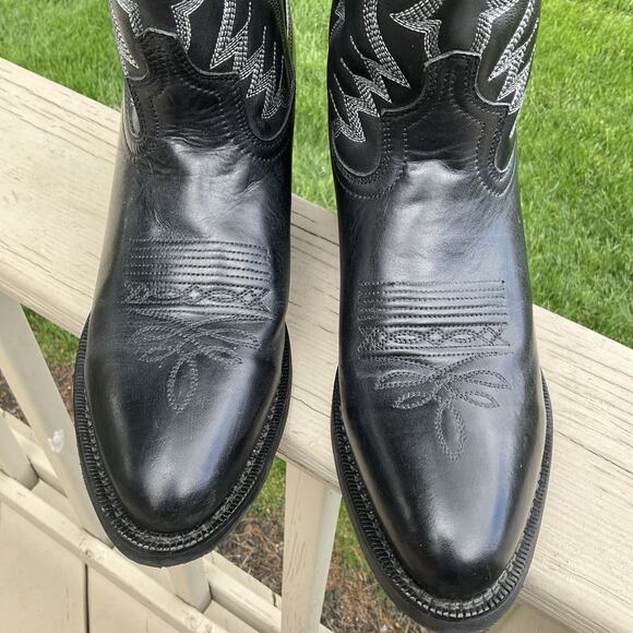 Laredo Black Cowboy Boots with Silver Stitching - Picture 8 of 16